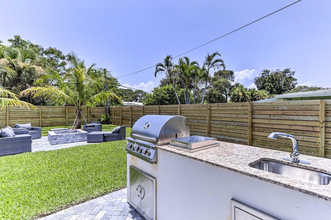 Beach House With Outdoor Kitchen, Walk To Coast Cocoa Beach Exteriör bild