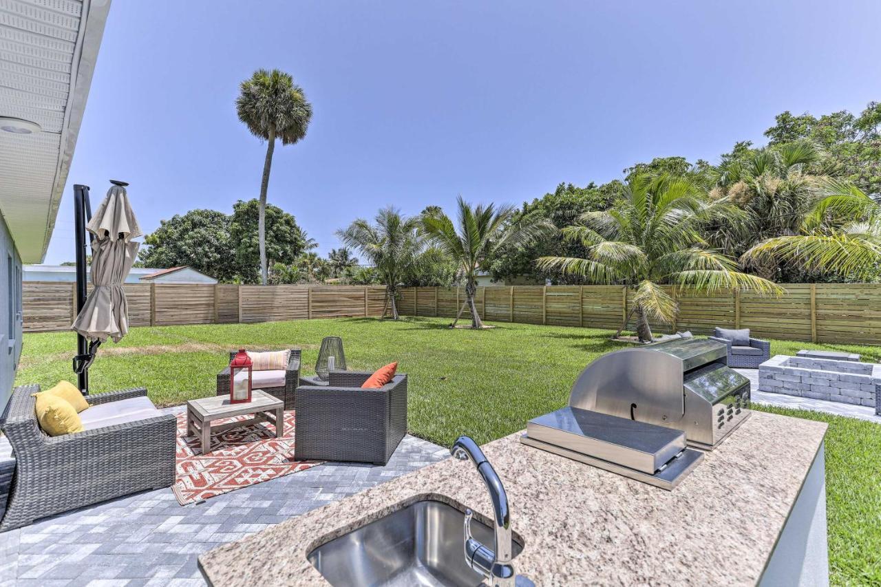 Beach House With Outdoor Kitchen, Walk To Coast Cocoa Beach Exteriör bild